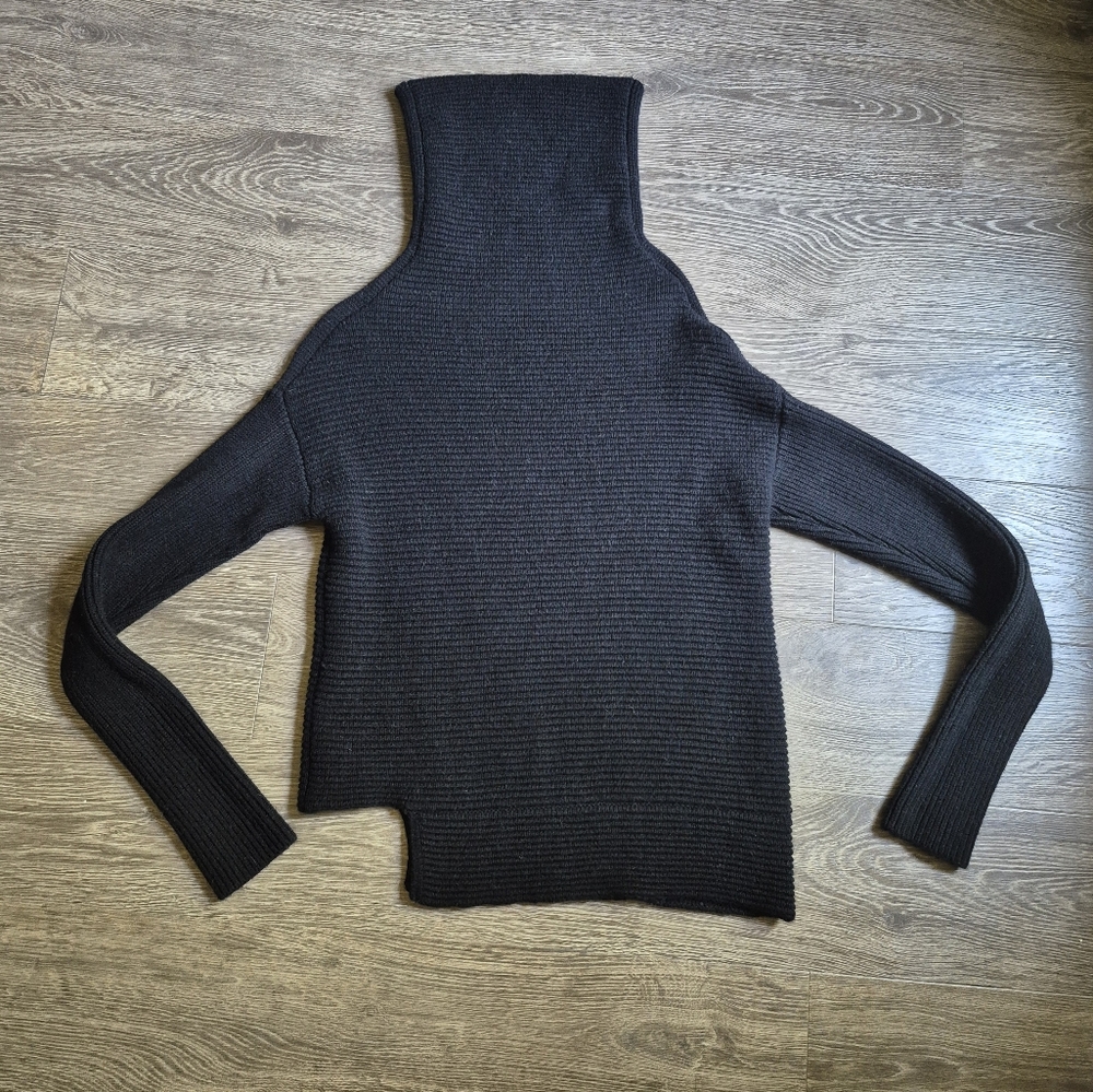 Aritzia Babaton Mika Ribbed Wool Cashmere Turtleneck Sweater Black Small Medium - Picture 8 of 9